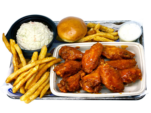 VILLAGE WING DINNER image
