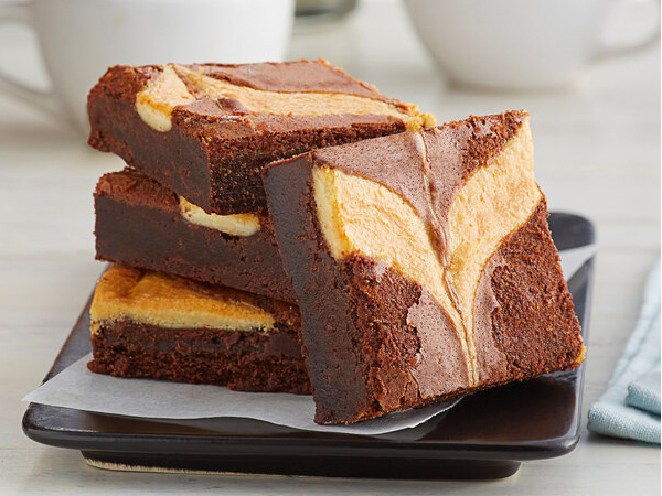 CHOCOLATE CHEESECAKE BROWNIE image